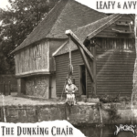 LEAFY & AVY – THE DUNKING CHAIR